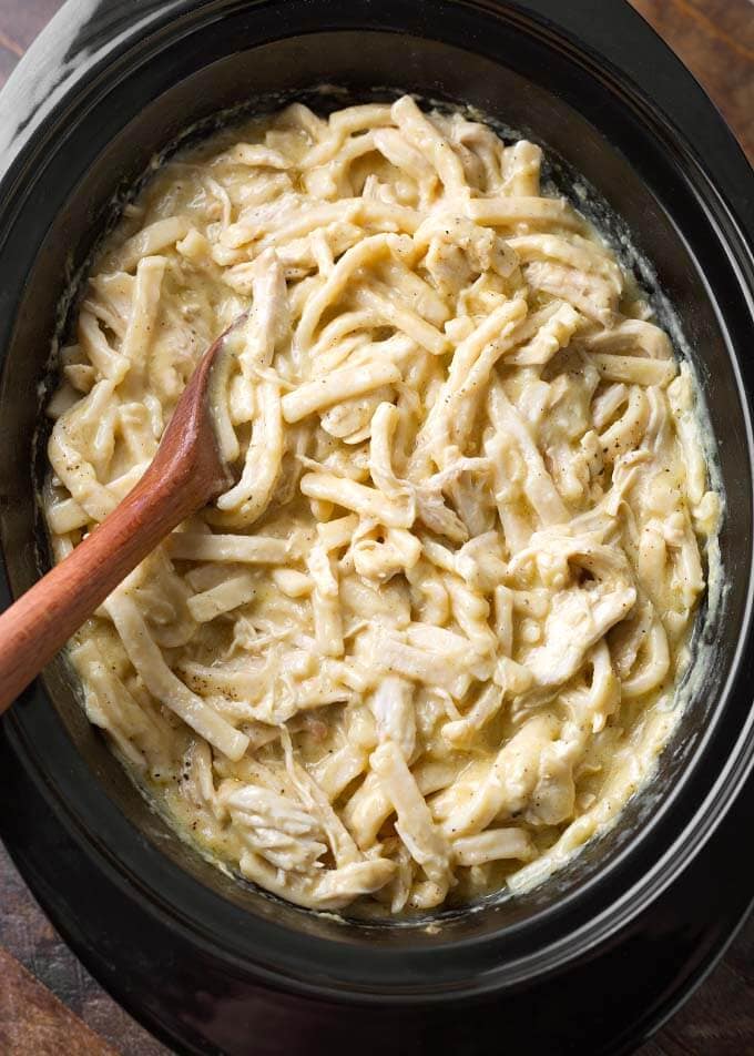Crockpot Chicken and&nbsp;Noodles